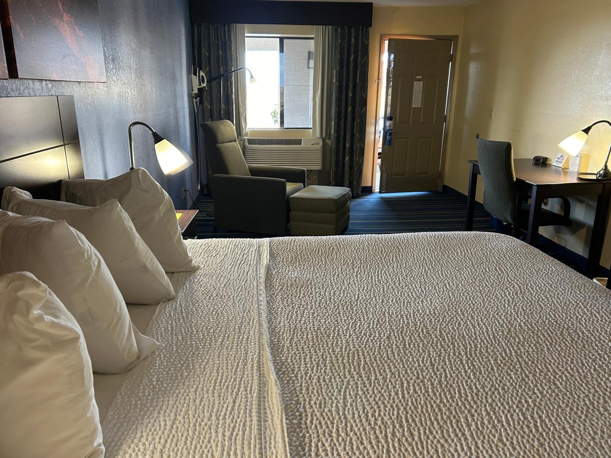 Days Inn By Wyndham Holbrook Extérieur photo